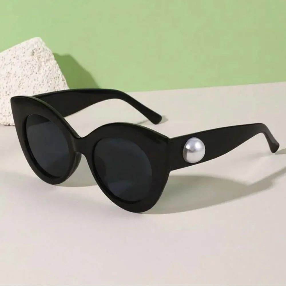 NEW! Classic Faux Pearl Oversized Hollywood Glam Black Eye Sunglasses
